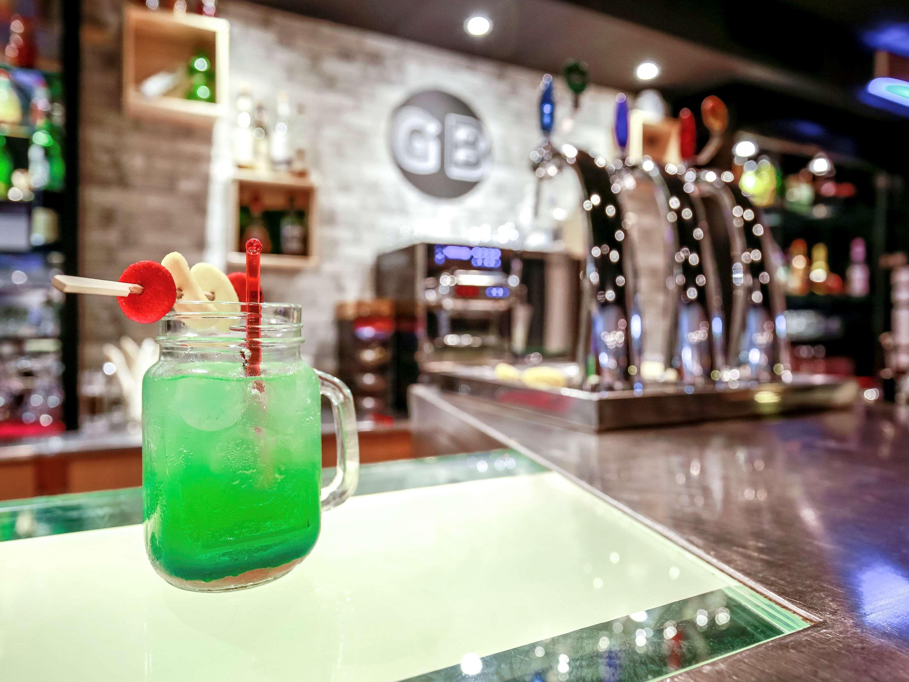 B&B Hotel Cergy Port 4 Etoiles Ngoại thất bức ảnh